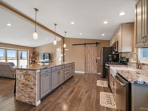 4th image of 1760 Private Road 130