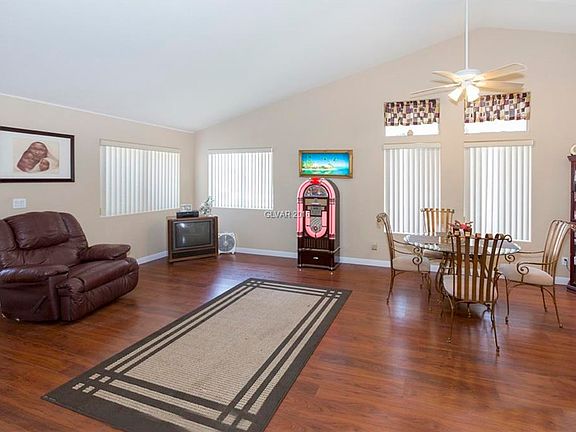 3rd image of 119 Mint Orchard Dr