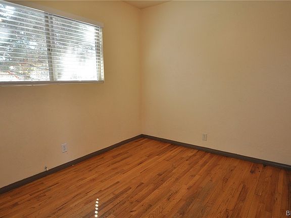 5th image of 2183 1st Ln