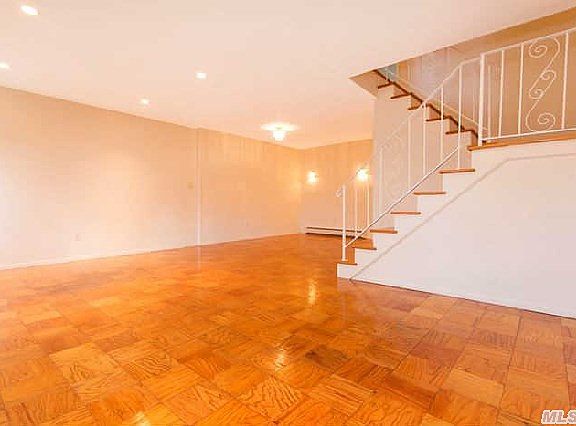 3rd image of 8 Harbour Ln