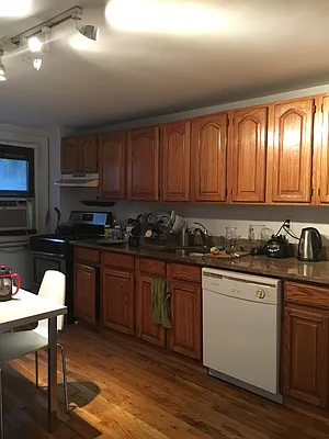 Rented by Brooklyn Real Inc | media 14