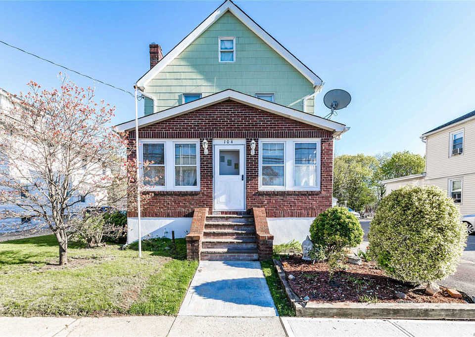 1st image of 104 Davison Ave