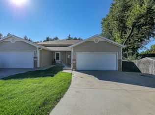 3135 N 70th St APT 2, Lincoln, NE 68507