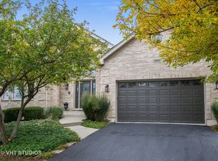 9406 Loch Glen Ct, Crystal Lake, IL 60014