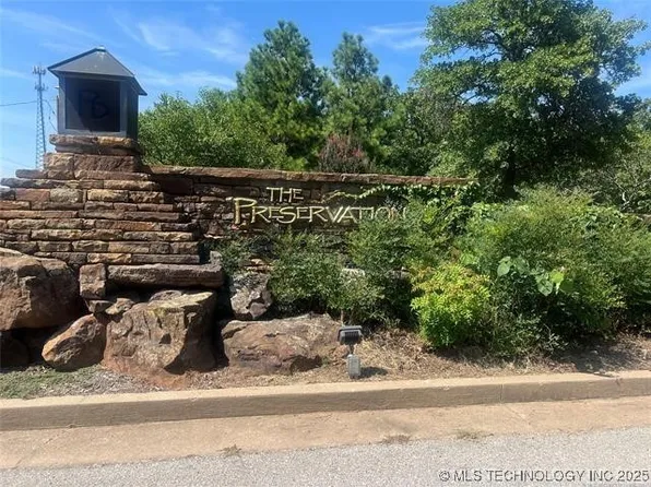 3644 Cliff Dr, Sand Springs, OK 74063