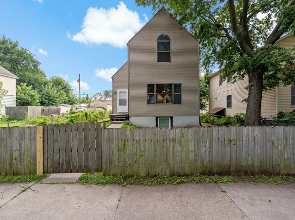 110 Winnipeg Ave, Saint Paul, MN 55117