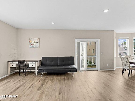 5th image of 12355 Gregg Ln