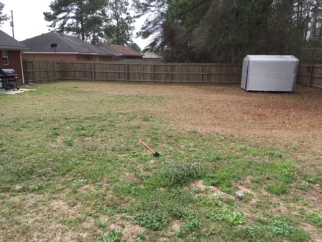 166 NE Jamey Ln — Photo 3