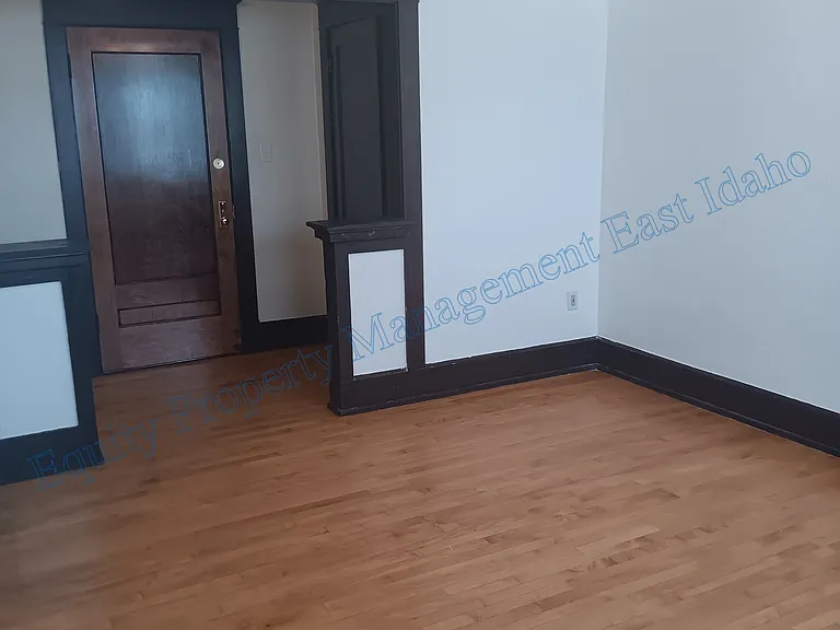 340 S Arthur Ave — Photo 10