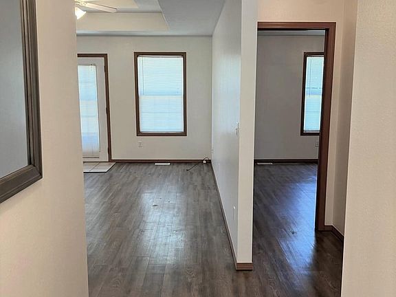 5th image of 125 W Wade St