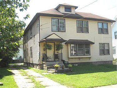 1st image of 817 Kinsman St NW