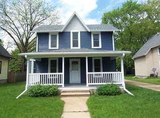 914 Harrison Ave, Beloit, WI 53511