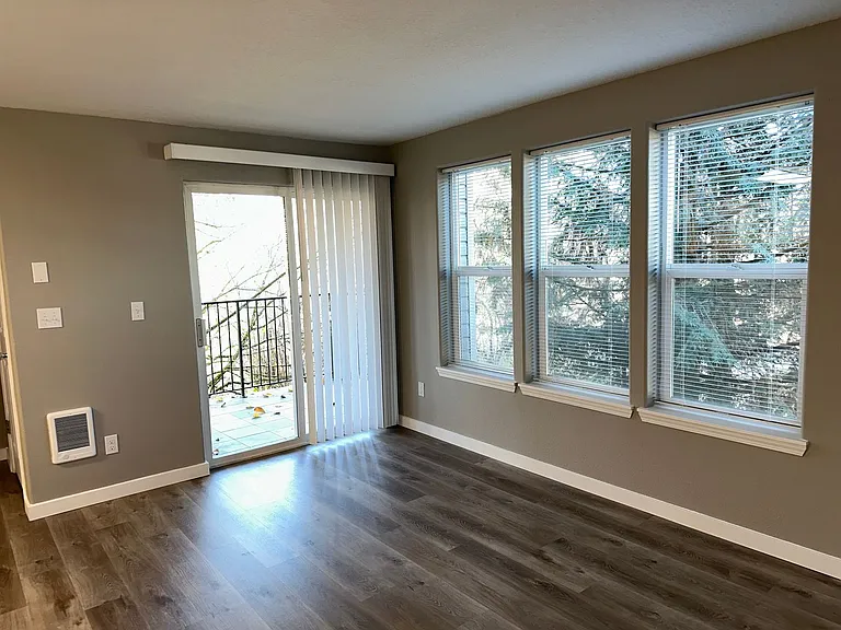 8824 SE Flavel St — Photo 10