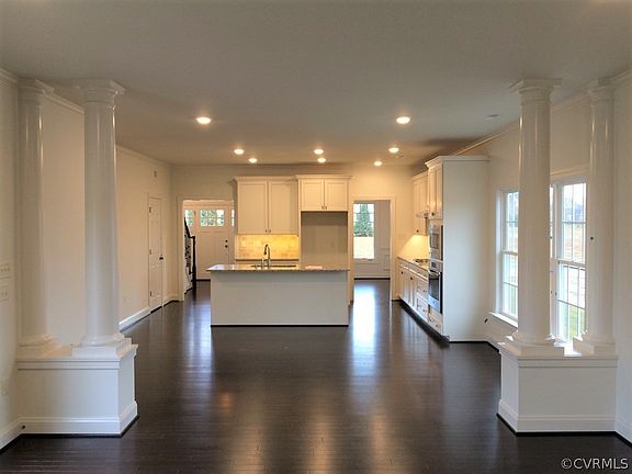 4th image of 6761 Aidan Court Gln