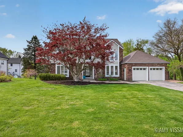 3415 N Applecrest Ct SE, Ada, MI 49301