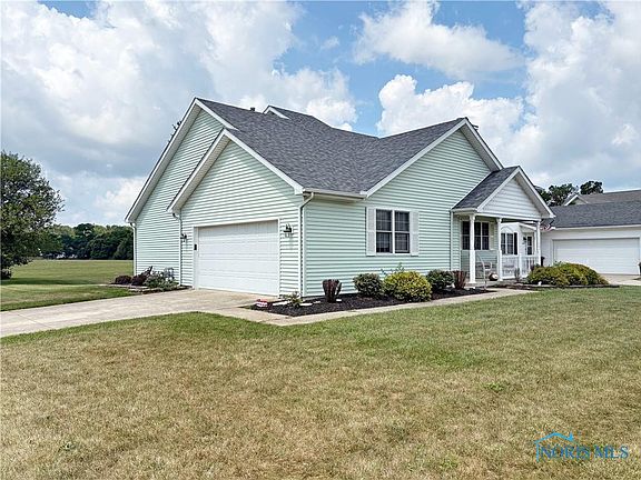 3rd image of 1042 Anna Ln