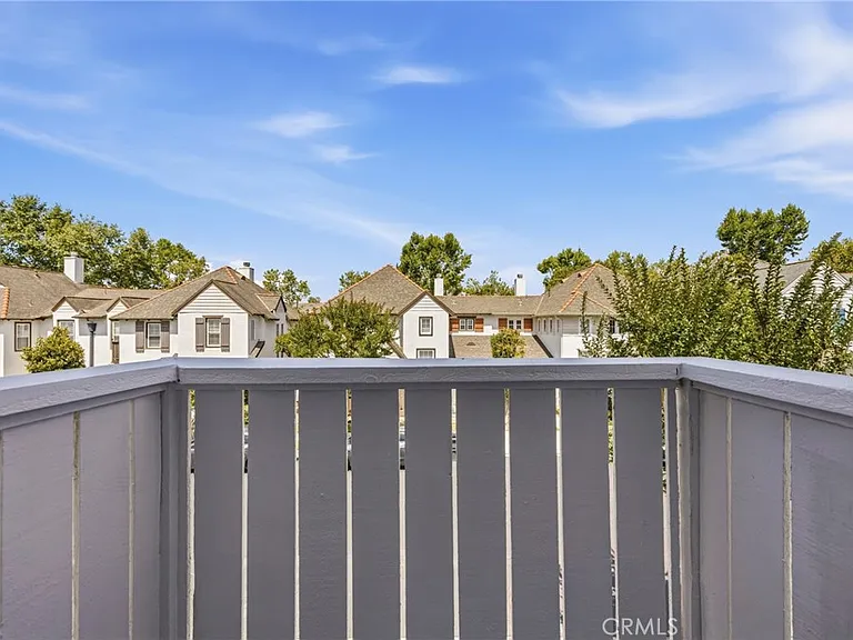 56 Turnbury Ln — Photo 20