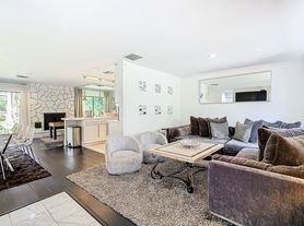 5700 Saddlebrook Way