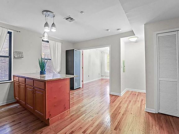 3rd image of 821 Bergen Ave APT A7