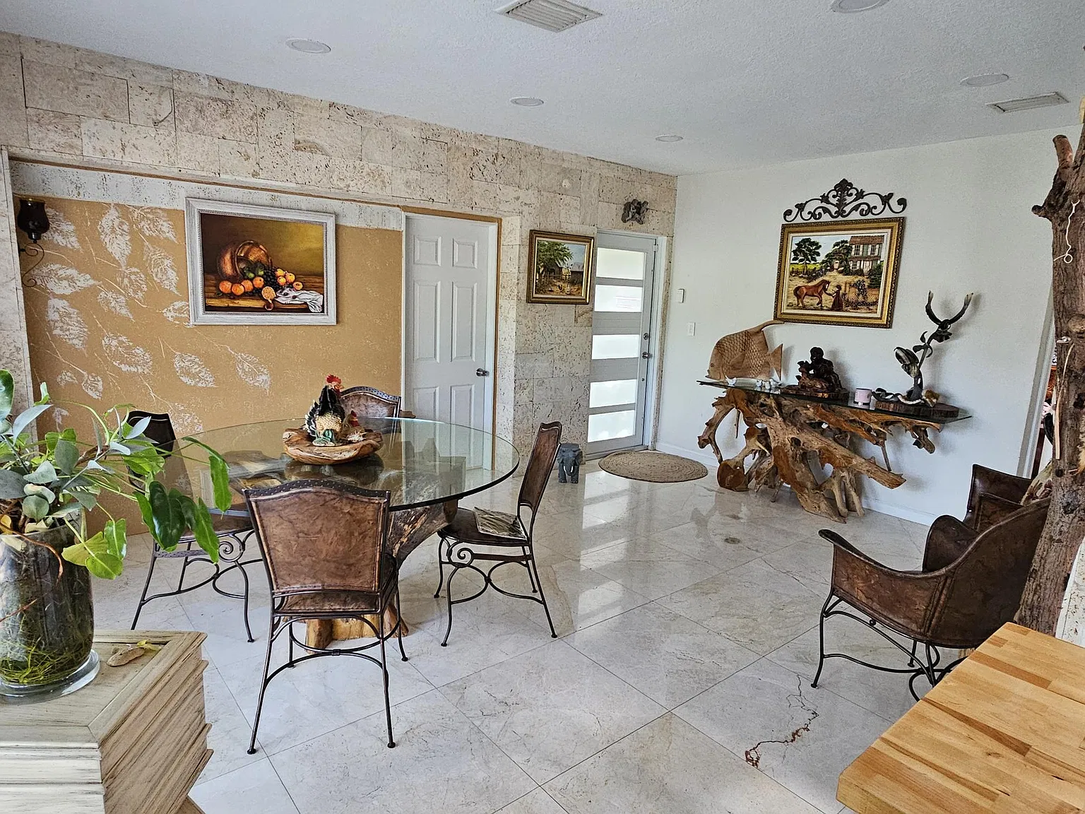 2 bed, 1088 sqft, $2,950 — Photo 3