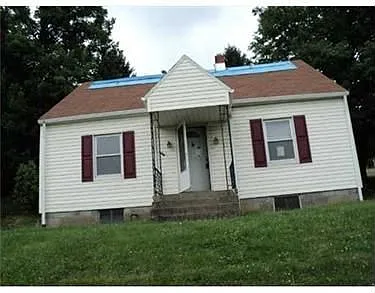1270 Henderson Ave photo 1