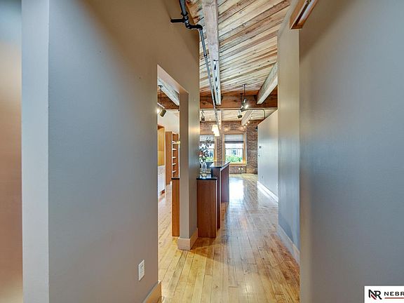 3rd image of 105 S 9th St APT 502