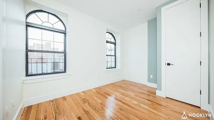 Rented by Nooklyn NYC LLC | media 7