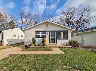 908 Des Peres Dr, Saint Louis, MO