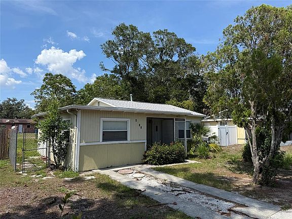 3rd image of 4621 17TH AVENUE S