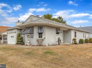 80 Trent Dr, Toms River, NJ