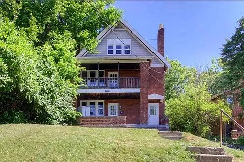 988 Cleveland Ave #2 Photo 1