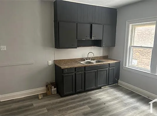 12506 Union Ave #3 — Photo 2