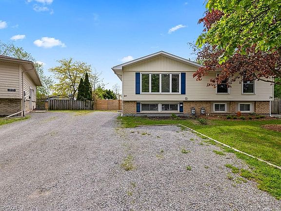 2nd image of 24 Tara Cres