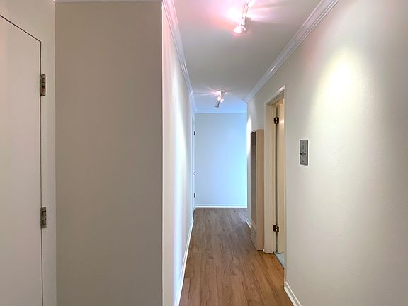 5th image of 135 Clipper St #6