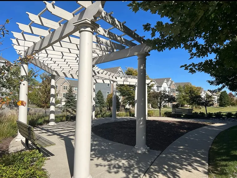 340 Sype Dr — Photo 27