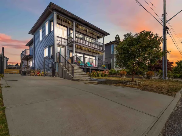 2237 Dublin St, New Westminster, BC V3M 3B2