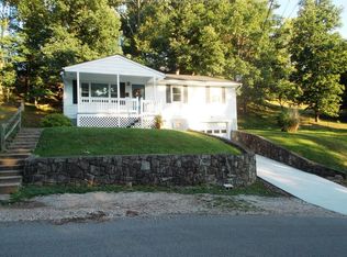 110 Greenbrier Dr, Ripley, WV 25271