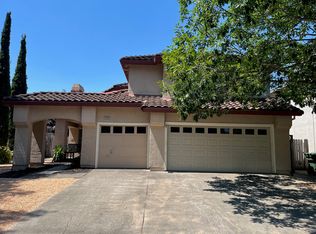 9240 Foxwood Dr, Windsor, CA 95492