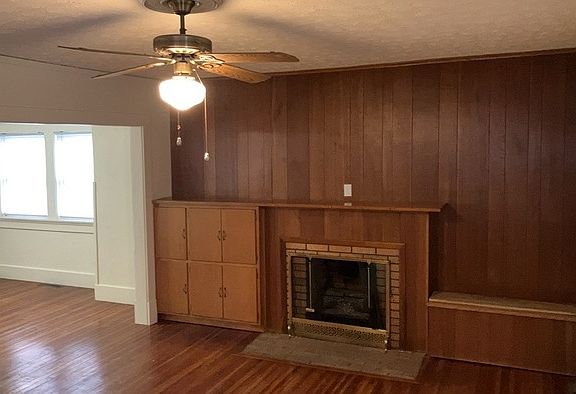 4th image of 2924 Martel Dr
