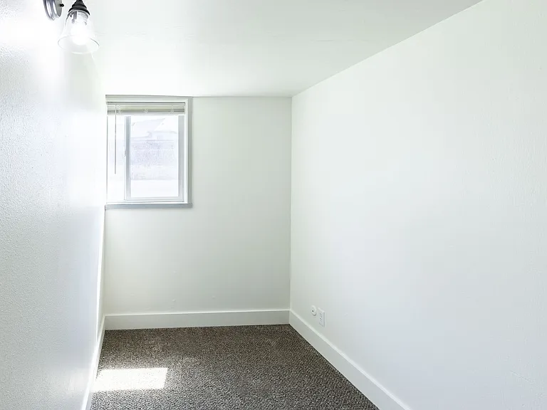 D1420AV — Photo 20
