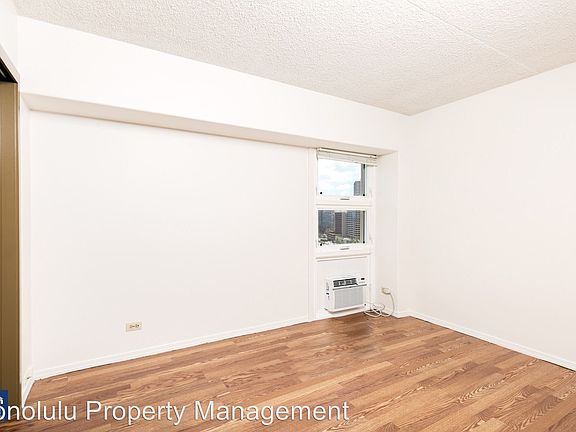 5th image of 430 Keoniana St APT 1004