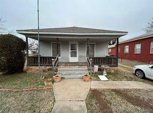 116 W 3rd St, Oilton, OK 74052