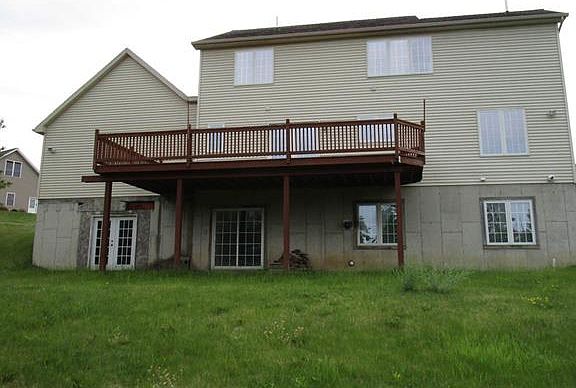 2nd image of 18 Jenna Ln