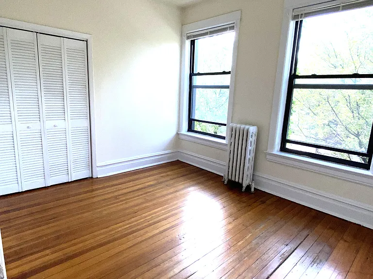 1204 W Addison St #2W — Photo 7