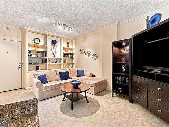 2nd image of 145 15th St NE APT 426