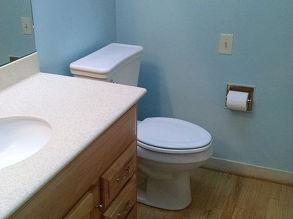 5th image of 16252 38th Ave NE