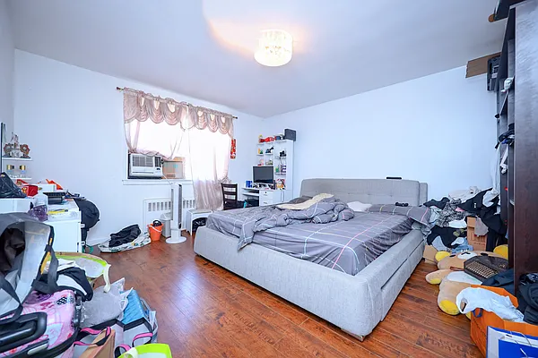 Sold by Remax Edge | media 8
