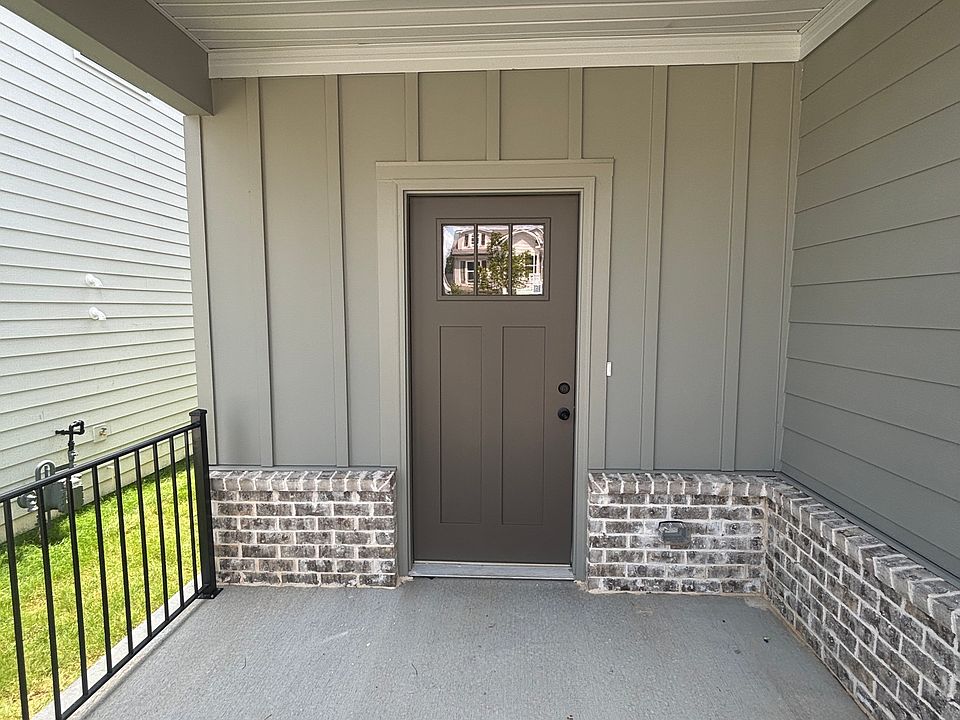 1st image of 9144 Glimmer Ln