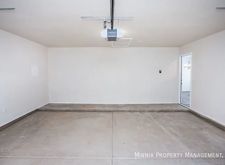5605 Kemper St #A — Photo 28