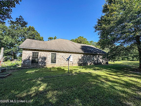 2nd image of 2552 McClendon Rd